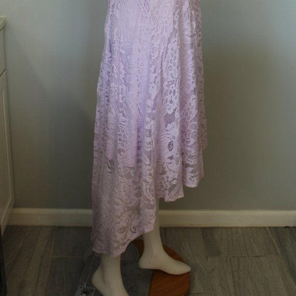 Muadress V-Neck Lace High-Low Dress - Picture 4 of 10